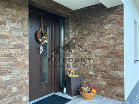 Rozmanitosť kamenných obkladov v interiéri