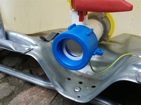 Detailné zobrazenie spojenia potrubí s PVC redukciou