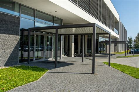 Ilustrácia tepelného mostu v strešnej konštrukcii