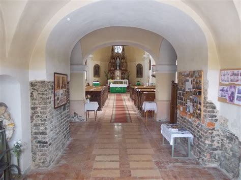Historický interiér kostola