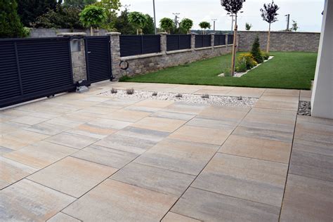 Príklad veľkoformátovej dlažby