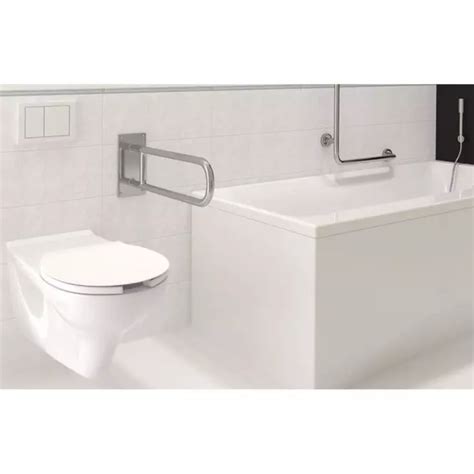 WC pre imobilných s opornými madlami