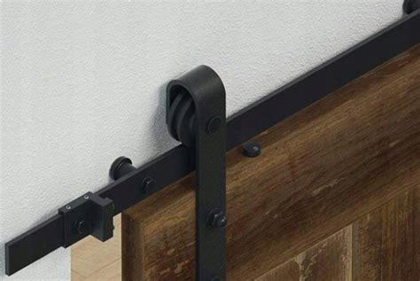 Komponenty kovania na posuvné dvere