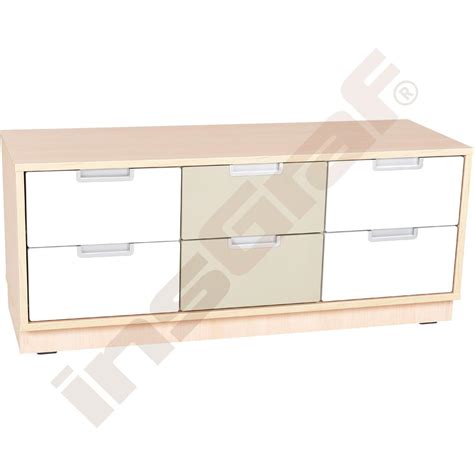 Detail zásuviek skrinky Scarlet s organizérom a Soft Close systémom