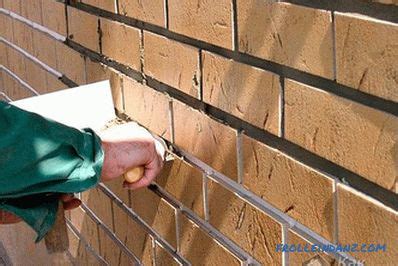 Lepenie fasádnych tepelných panelov