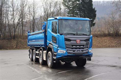Historické záchranné vozidlo Tatra T623 v Technickom múzeu