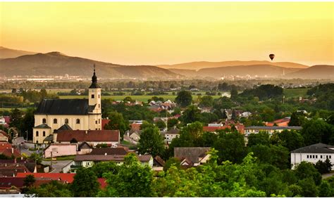 Pohľad na budovu Stavebnín Pruské
