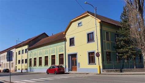 Historická budova Obchodnej akadémie Rimavská Sobota