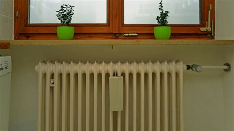 Radiátor s termostatickou hlavicou