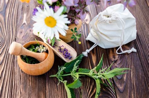 Bylinky na prípravu čaju a kloktadla