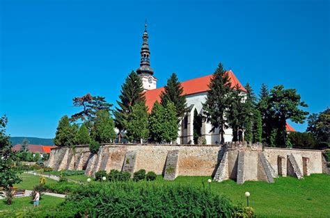 Vizualizácia zrekonštruovaného nádvoria Nové Mesto nad Váhom