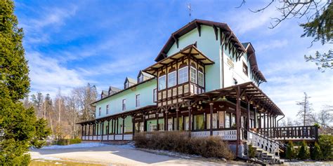 Historický Kúpeľný dom v Tatranskej Lomnici