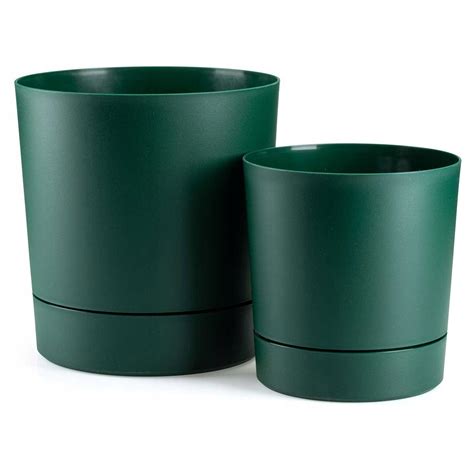 Rôzne odtiene zelenej dlažby