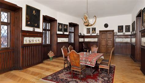 Interiér dvorany Haličského zámku