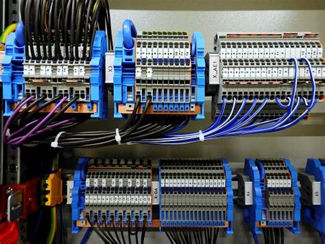 Inteligentný elektrický rozvádzač