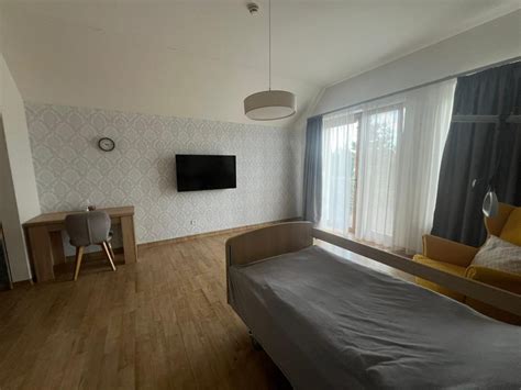 Ukážka interiéru s rôzne farebnými prechodovými lištami