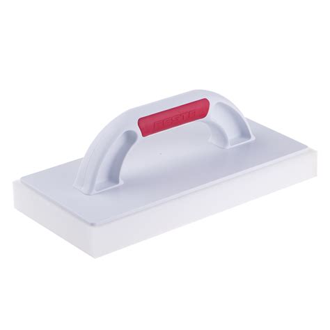 Škálovacie hladidlo a špongia pri práci