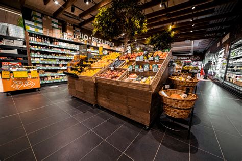 interiér predajne stavebnín s poradenstvom