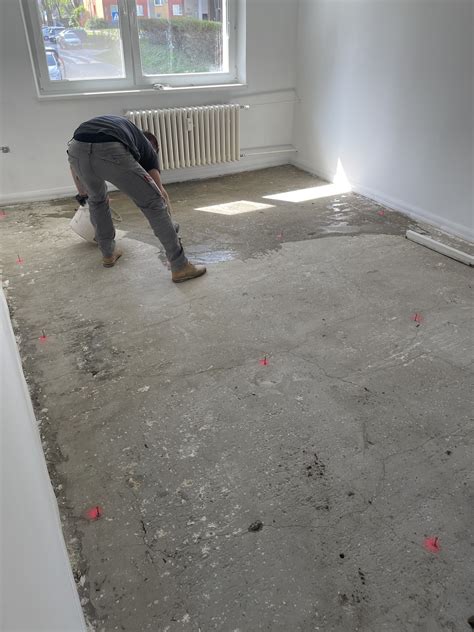 Ilustrácia prípravy podkladu pred pokládkou dlažby