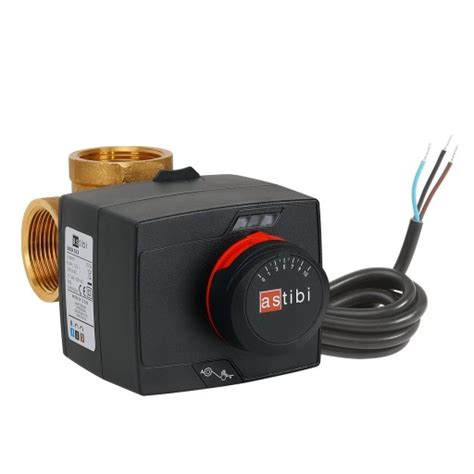 Servopohon pripojený k štvorcestnému ventilu