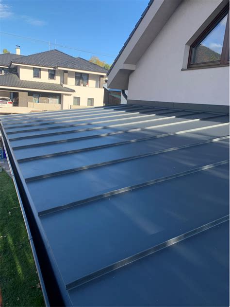 Rôzne typy plechových krytín