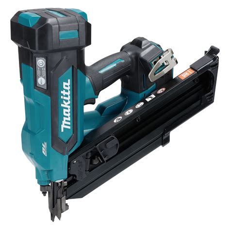 Produktová fotografia aku klincovačky Makita LXT DBN900ZK