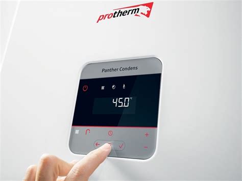 Lokalizácia bezpečnostného resetovacieho tlačidla na kotli Protherm