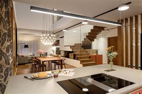 Interiér moderného montovaného domu