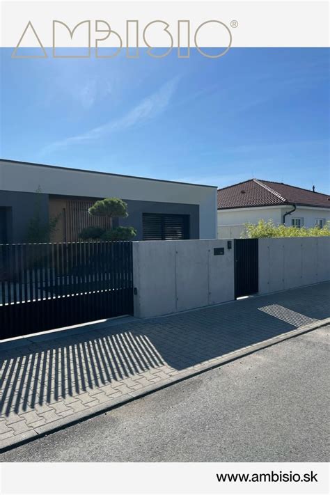 Ilustrácia súkromia poskytovaného betónovým plotom