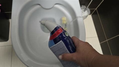 čistenie kúpeľne a toalety