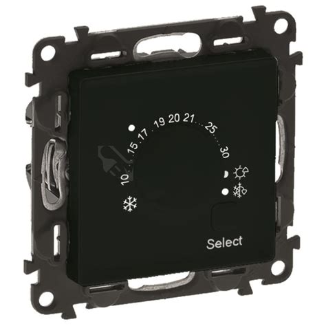 Otočný mechanický termostat Valena Life v interiéri