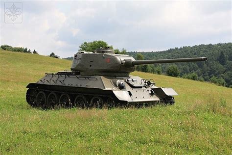Renovované tanky T-34 v Údolí smrti