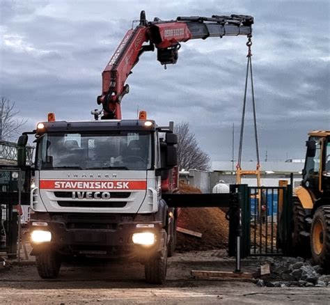 Autodoprava stavebných materiálov na stavenisko