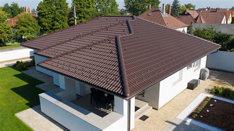 Škridla Terran Danubia Antracit na streche