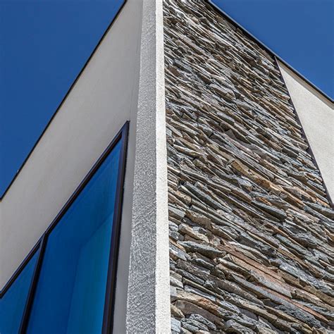 Detailná štruktúra veľkoformátového kamenného obkladu