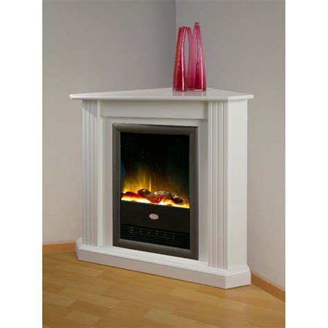 Rohový elektrický krb v modernom interiéri