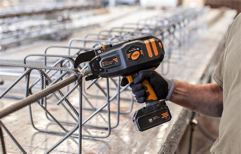 Nástroje na viazanie výstuže