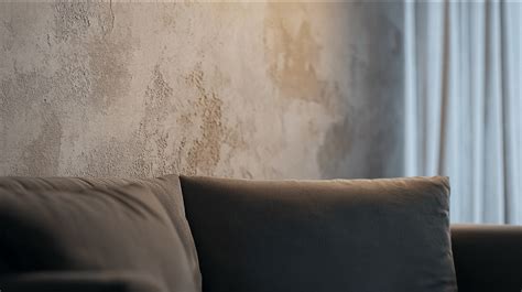 detailný záber na štruktúru hlinenej omietky