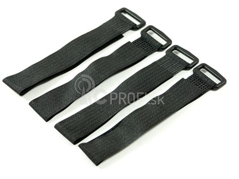 Detail materiálu a zapínania na suchý zips