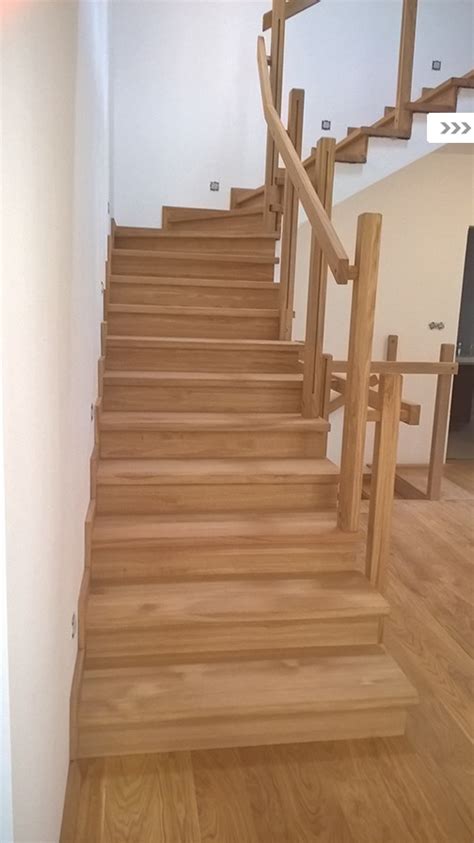 Obložené drevené schodisko