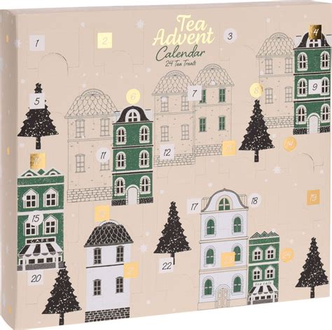 Vianočný adventný kalendár na schodisku
