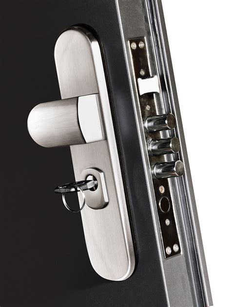 Bezpečnostné prvky na dverách