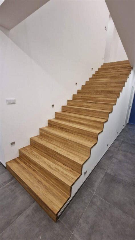 Detail inštalácie Quick-Step schodnice