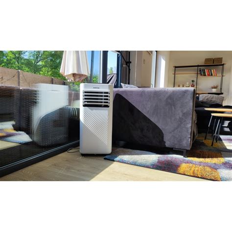 Mobilná klimatizácia s vývodným potrubím