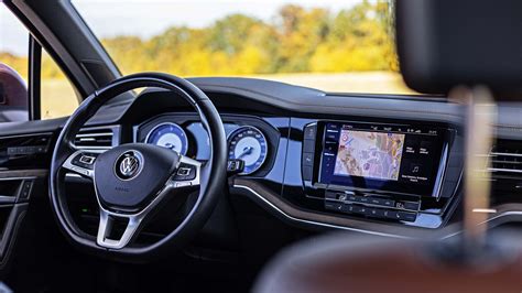Displej infotainmentu Volkswagen s digitálnym manuálom