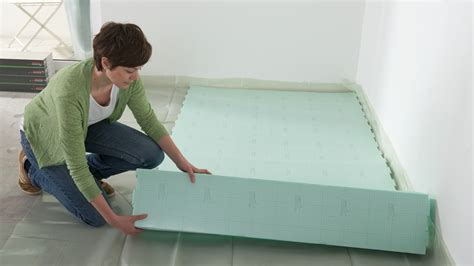 Dosky z polystyrénovej peny ako podložka pod podlahu