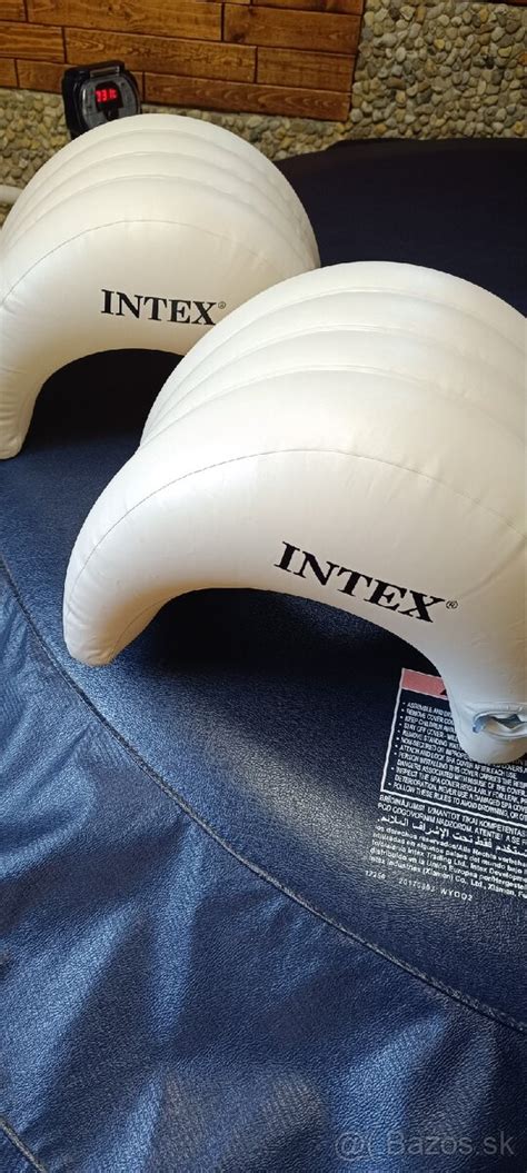 Nafukovacie plášte a steny víriviek Intex
