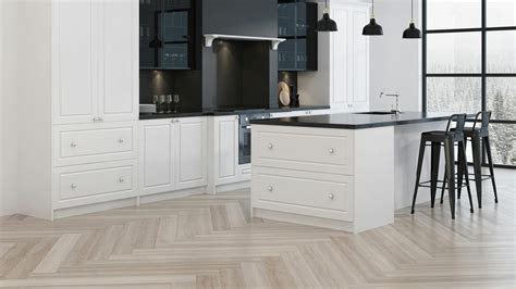 rôzne farebné prevedenia drevených parkiet v štýle rybej kosti