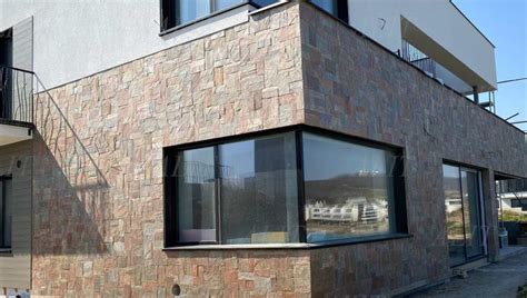 Prírodný kamenný obklad