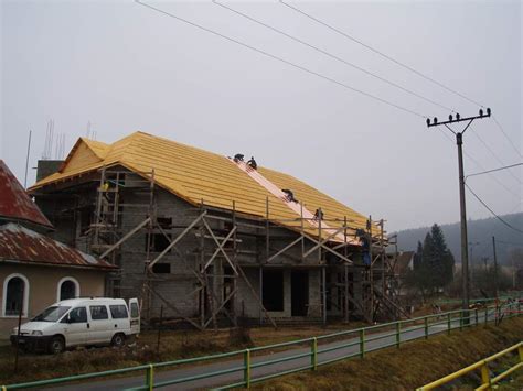 Strecha dreveného kostola v Poľsku